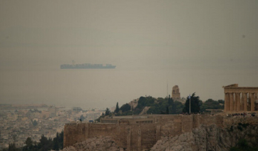 Καιρός αύριο: Υψηλές θερμοκρασίες, αφρικανική σκόνη και τοπικές βροχές