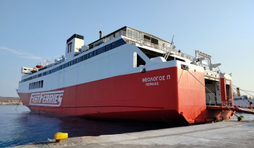 Τραυματισμός ναυτικού και απαγόρευση απόπλου Ε/Γ-Ο/Γ πλοίου στη Ραφήνα