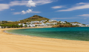 Πάρος: Ποιες παραλίες του νησιού βραβεύτηκαν φέτος με «Γαλάζια Σημαία»;