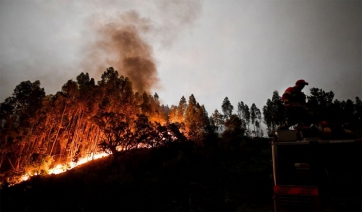 Σε πύρινο κλοιό και πάλι η Πορτογαλία καθώς επιστρέφουν οι υψηλές θερμοκρασίες