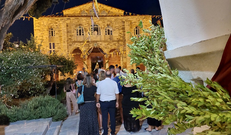 Τα νησιά της Παναγίας: Υψηλή πληρότητα σε Πάρο, Τήνο και Πάτμο (βίντεο)