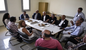 «Συνάντηση του Αντιπεριφερειάρχη Κυκλάδων  κ. Γεώργιου Λεονταρίτη με τον Πρωθυπουργό της χώρας κ. Αλέξη Τσίπρα στη Σαντορίνη»