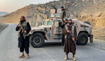 Η πακιστανική κυβέρνηση κήρυξε «ανοικτό πόλεμο» στις de facto αρχές των Ταλιμπάν μετά από αφγανική επίθεση στα σύνορα (βίντεο)