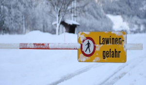 Νέα φονική χιονοστιβάδα στην Αυστρία: Τρεις Γερμανοί σκιέρ νεκροί, ένας αγνοοείται
