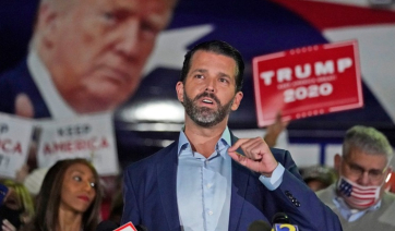 «Πολύ πιο διεφθαρμένη η Ουκρανία από τη Ρωσία», λέει ο Τραμπ Τζούνιορ -«Ίσως αποχωρήσουμε από την ειρηνευτική διαδικασία»