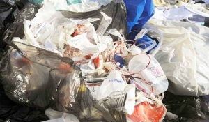 Ιατρικά αιματολογικά απόβλητα βρέθηκαν σε κάδο απορριμμάτων στην Παροικία Πάρου…