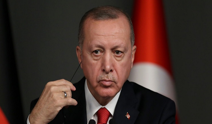 Bloomberg: Ο Ερντογάν περιφρονεί το ΝΑΤΟ, να εξεταστεί ακόμη και το ενδεχόμενο αποβολής της Τουρκίας
