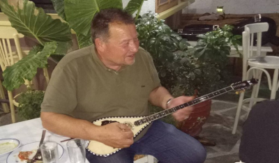 Πάρος: Στων "Αγγέλων τα μπουζούκια" ο...Νίκος