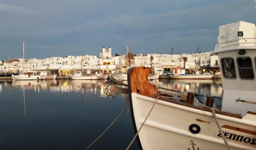 Πάρος και Μήλος πρώτες επιλογές του Conde Nast Traveller για το 2025