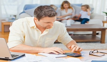 Αλαλούμ χωρίς τέλος -Τώρα ψάχνουν πόσοι είναι οι συμβασιούχοι και πού απασχολούνται