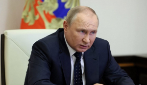 O Πούτιν πανηγυρίζει μετά τις πολύνεκρες επιθέσεις στην Ουκρανία: «Θετική η δυναμική μας»