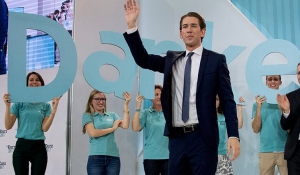 Αυστρία: Ο «σκληρός» Σεμπάστιαν Κουρτς γίνεται ο νεότερος ηγέτης στην ΕΕ