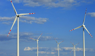 Αιολική ενέργεια: Τι φέρνει το μέλλον για τα χερσαία και υπεράκτια πάρκα