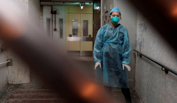Προειδοποίηση ειδικού για κοροναϊό: Μέχρι και 100.000 οι νεκροί στη Μ. Βρετανία