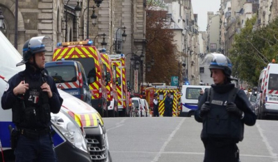 Αυξάνονται τα θύματα από την επίθεση με μαχαίρι σε αστυνομικό τμήμα στο Παρίσι