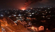 Πόλεμος στην Ουκρανία - Οι Ρώσοι σφυροκοπούν τη Μαριούπολη: Βομβαρδισμοί και πληροφορίες για αμφίβια επιχείρηση