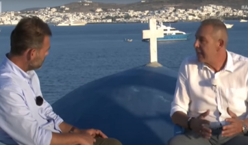 Πάρος: Στο νησί ο Πάνος Καμμένος – Με φόντο την Πάρο μιλά για τον Αλέξη Τσίπρα…