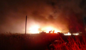 Εύβοια: Απομακρύνονται με πλωτά μέσα κάτοικοι του χωριού Αγ. Άννα