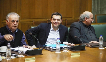 Κινήσεις με το βλέμμα στον ΣΥΡΙΖΑ &quot;Λιγότερα λόγια, περισσότερα έργα&quot;