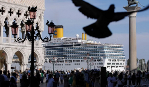 Έκκληση Μικ Τζάγκερ, Τίλντα Σουίντον και άλλων σταρ για τη διάσωση της Βενετίας -«Να μη γίνει τριτοκοσμική Disneyland»