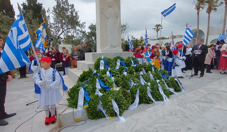 Πάρος: Με επισημότητα και τις δέουσες τιμές γιορτάστηκε η 25η Μαρτίου στο νησί (Bίντεο)