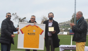 Πάρος: Βράβευση της EXPA σε ποδοσφαιρικό αγώνα