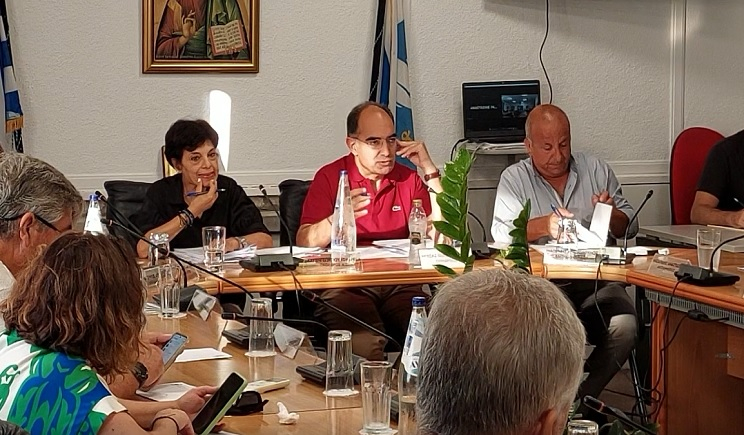 Πάρος – Δημοτικό Συμβούλιο: Αυτή είναι η περιοχή στην οποία θα ανεγερθεί Δικαστικό Μέγαρο (Βίντεο)