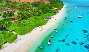 Μαλδίβες: Τουρίστες παγιδευμένοι στο όνειρο -«Θέλουμε να επιστρέψουμε, έχουμε τόσα έξοδα εδώ που χρειαζόμαστε στεγαστικό δάνειο»