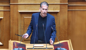 Υπό την επήρεια αλκοόλ ο Διαμαντής Καραναστάσης - Τιμωρήθηκε με πρόστιμο και αφαίρεση διπλώματος