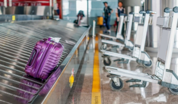 Τέλος στο όριο 100 ml για τα υγρά στις πτήσεις – Τι αλλάζει στα αεροδρόμια της ΕΕ