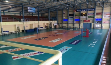 Ξεκινά η γιορτή του βόλει στο κλειστό της Σύρου