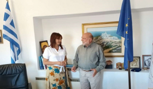 Τριήμερη επίσκεψη Νίκου Συρμαλένιου στη Σίφνο και συμμετοχή στο 14ο Φεστιβάλ Τσελεμεντέ