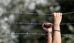 Ως τα τέλη Μαΐου έτοιμος ο δεύτερος φράχτης στα σύνορα Ουγγαρίας - Σερβίας