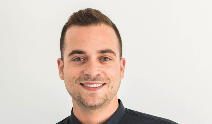 Τουρισμός: Η ζήτηση για καταλύματα κινείται θετικά, με εξαίρεση τη Μύκονο και τη Σαντορίνη που αντιμετωπίζουν πιέσεις