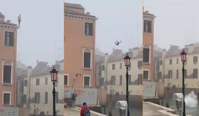 Ιταλία - Απίστευτο βίντεο: Άντρας πήδηξε με το μποξεράκι σε κανάλι της Βενετίας από τριώροφο κτίριο!