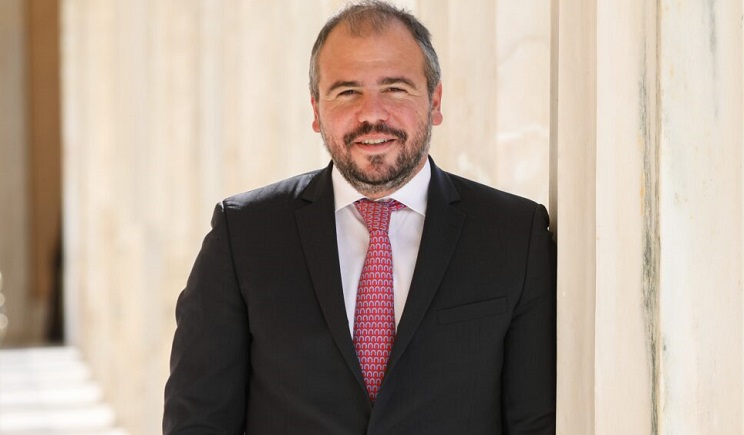 Ο Φίλιππος Φόρτωμας φέρνει στη Βουλή το ζήτημα οριοθέτησης των οικισμών των Κυκλάδων