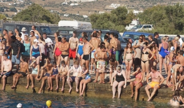 Σύγκρουση σκαφών με σοβαρό τραυματισμό στην Πάρο...