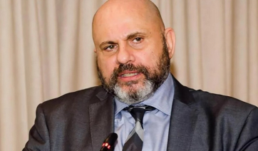 Ο αντιεμβολιαστής καθηγητής Δημήτρης Κούβελας έκανε κόμμα -«Πνοή Δημοκρατίας»