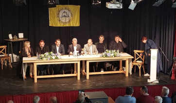 Πάρος – Γιάννης Βρούτσης: «Το γήπεδο της Νάουσας γίνεται πραγματικότητα» (Βίντεο)