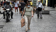 Τζανάκης: Ανοσία 50% στα μέσα Ιουνίου- Πότε θα «πετάξουμε» τις μάσκες