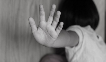 Δραπετσώνα: Σύλληψη 54χρονου για τον βιασμό της 14χρονης κόρης του