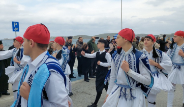 Πάρος: Αρνητικές επισημάνσεις Συλλόγου Γονέων και Κηδεμόνων για τη μαθητική παρέλαση