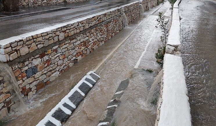 Επιδείνωση καιρού στην Περιφέρεια Νοτίου Αιγαίου.  Οδηγίες Προστασίας από Έντονα Καιρικά Φαινόμενα