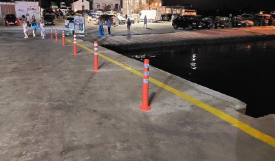 Πάρος: Κολωνάκια με φως αντανάκλασης τη νύχτα τοποθετήθηκαν στο λιμάνι της Πούντας