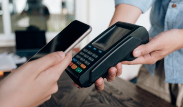 Πληρωμές μέσω IRIS: Tι αλλάζει από 1η Νοεμβρίου - Υψηλά πρόστιμα στους παραβάτες (βίντεο)