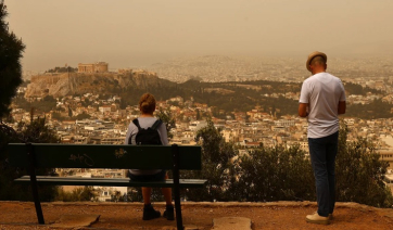 Αφρικανική σκόνη: Θα «πνίξει» τη χώρα το Σαββατοκύριακο - Τα δύο «πρόσωπα» του καιρού