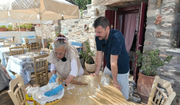 &quot;&#039;Οπου Υπάρχει Ελλάδα&quot;: Στούντιο μας η Πάρος σήμερα στις 14.45 στον ΣΚΑΪ (trailer και φωτογραφίες)