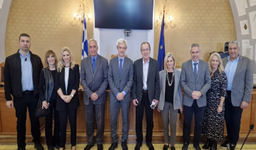 Νέα πρωτοβουλία στήριξης των ακριτικών σχολείων: Το πρόγραμμα «Εκπαιδευτική Γέφυρα στο Νότιο Αιγαίο» παρουσιάστηκε στη Ρόδο