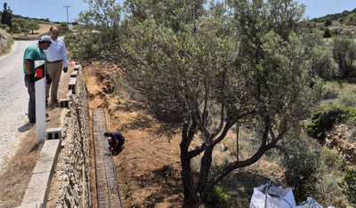 Πάρος: Έναρξη εργασιών αποκατάστασης λιθοδομών οδικού δικτύου στο Καμάρι Αγκαιριάς