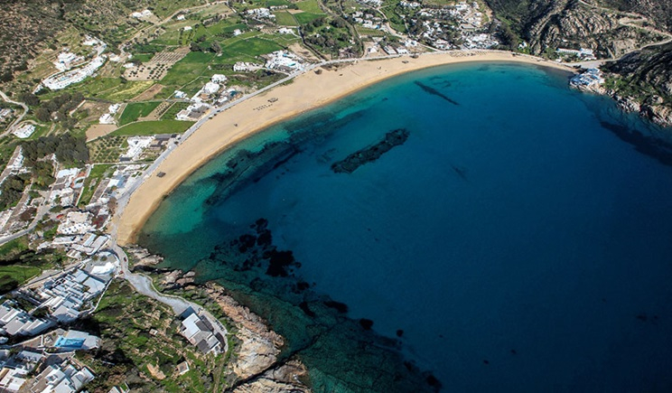 Απεγκλωβισμός ατόμων στην Ίο